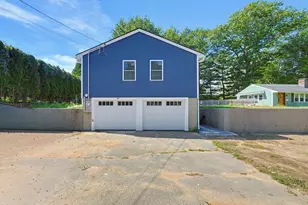 7 Hamilton St, Framingham, MA 01701 - Photo 21