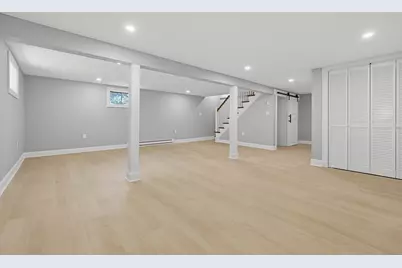 7 Hamilton St, Framingham, MA 01701 - Photo 15