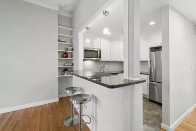 130 Pembroke St #2, Boston, MA 02118 - Photo 5