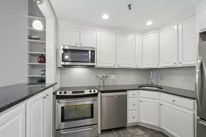 130 Pembroke St #2, Boston, MA 02118 - Photo 7