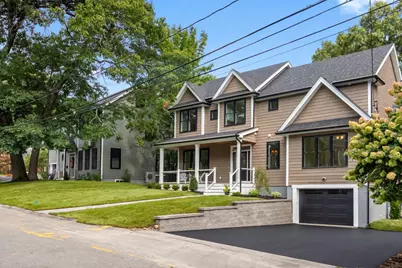 53 Hodge Rd, Arlington, MA 02474 - Photo 3