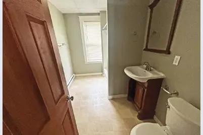 49 Beaver St, Worcester, MA 01603 - Photo 17