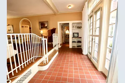 112 Russell St, Worcester, MA 01609 - Photo 5