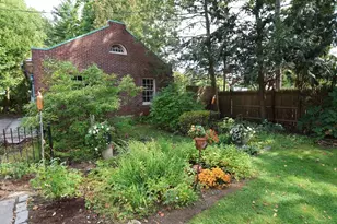 112 Russell St, Worcester, MA 01609 - Photo 31