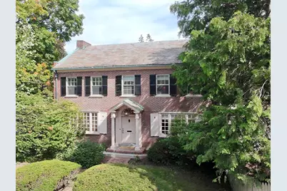 112 Russell St, Worcester, MA 01609 - Photo 1