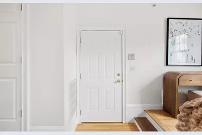 194 E St #A, Boston, MA 02127 - Photo 13