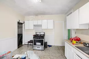 374 Geneva Ave, Boston, MA 02122 - Photo 13