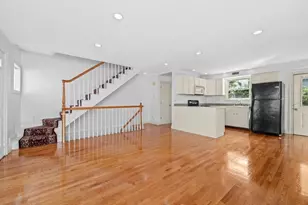 61 Baxter St, Boston, MA 02127 - Photo 5