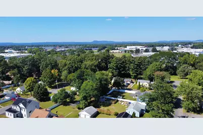1245 Bay St, Springfield, MA 01109 - Photo 37