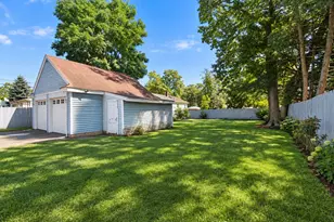 1245 Bay St, Springfield, MA 01109 - Photo 27