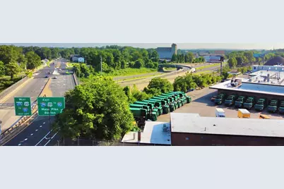 1245 Bay St, Springfield, MA 01109 - Photo 33
