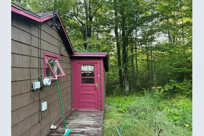 96 West St, Plainfield, MA 01070 - Photo 5