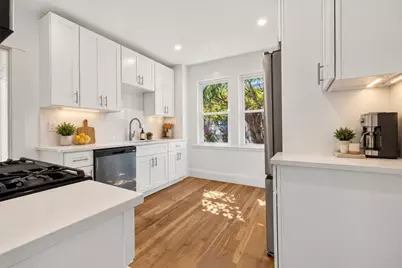7 Richard Ave #3, Cambridge, MA 02140 - Photo 5