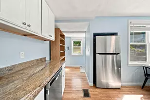 6 Clifton Ave, Saugus, MA 01906 - Photo 7