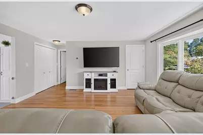 11 Powder Hill Rd, Methuen, MA 01844 - Photo 5