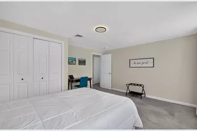 68 Metacomet Ave, Taunton, MA 02718 - Photo 23