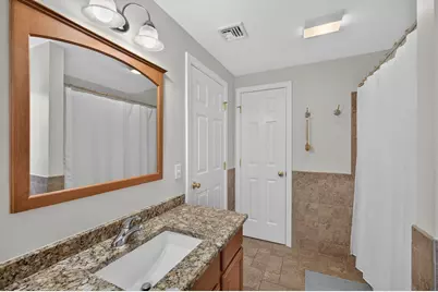 68 Metacomet Ave, Taunton, MA 02718 - Photo 25
