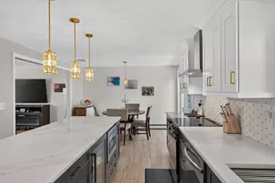 68 Metacomet Ave, Taunton, MA 02718 - Photo 7