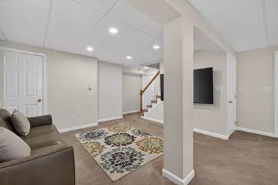 68 Metacomet Ave, Taunton, MA 02718 - Photo 29