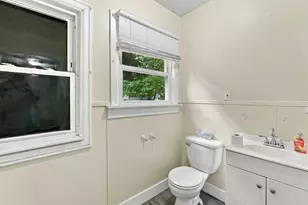 132 Gilbert Ave, Springfield, MA 01119 - Photo 27