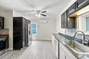 132 Gilbert Ave, Springfield, MA 01119 - Photo 5