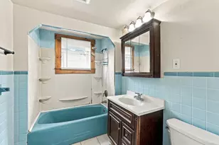 132 Gilbert Ave, Springfield, MA 01119 - Photo 31
