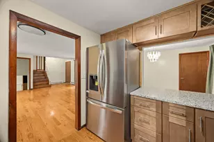 108 Welsford St, Brockton, MA 02302 - Photo 7