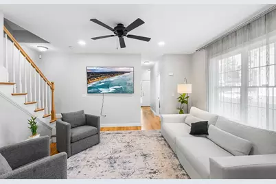 4 Fairmount St #A, Woburn, MA 01801 - Photo 5