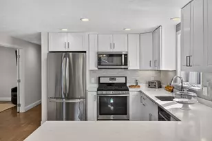 39 Antlers Shore Dr, Falmouth, MA 02536 - Photo 17