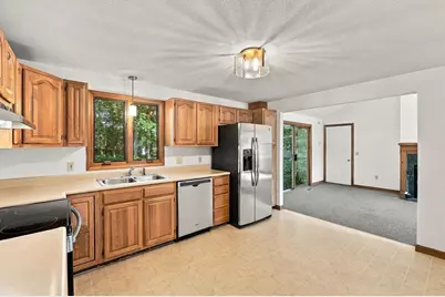 690 Converse Street, Longmeadow, MA 01106 - Photo 13