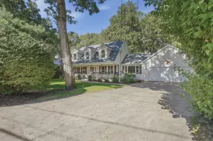 690 Converse St, Longmeadow, MA 01106 - Photo 3