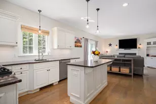 62 Pinsonnault Ln, North Attleboro, MA 02760 - Photo 17