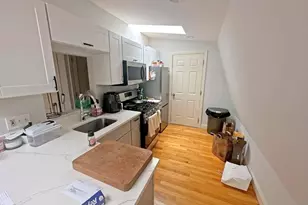 550 E 3rd St, Boston, MA 02127 - Photo 9