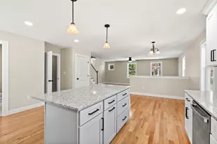 28-30 Quigley Ave, Chelmsford, MA 01863 - Photo 9