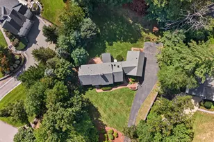 132 Brentwood Cir, North Andover, MA 01845 - Photo 3