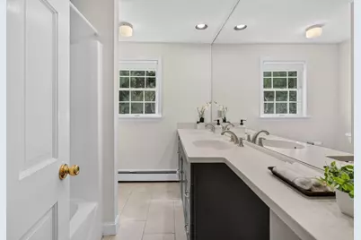 132 Brentwood Cir, North Andover, MA 01845 - Photo 35