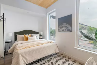 154 Broadway #302, Somerville, MA 02145 - Photo 5