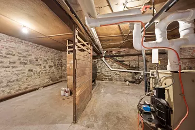 12 Bellevue St, Boston, MA 02125 - Photo 31