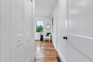 123 Mt Vernon St, Newton, MA 02465 - Photo 15