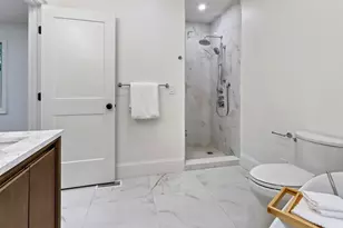 123 Mt Vernon St, Newton, MA 02465 - Photo 21