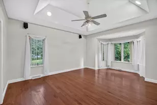 31 Hillcrest Cir, Westfield, MA 01085 - Photo 13