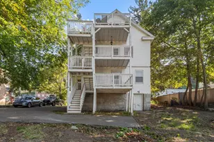 305 Nesmith St, Lowell, MA 01852 - Photo 33