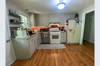 64 Haverhill St, Reading, MA 01867 - Photo 5