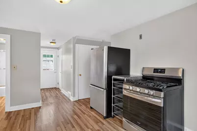 221 Fountain St, Framingham, MA 01702 - Photo 9