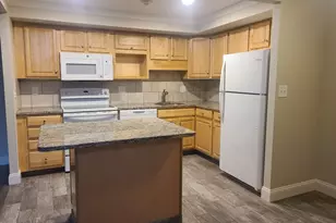576 Washington St, Weymouth, MA 02188 - Photo 9
