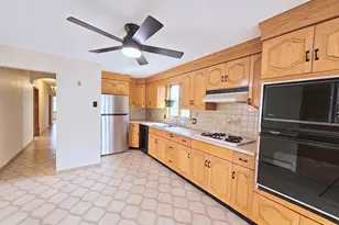 238 School St, Somerville, MA 02145 - Photo 7