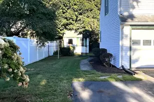 109 Pilgrim, Springfield, MA 01118 - Photo 27