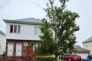 365 Hersom, New Bedford, MA 02745 - Photo 1