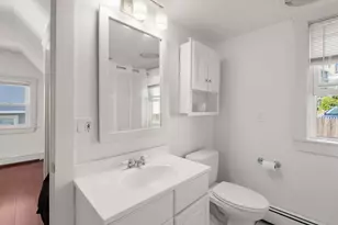 8 Lewis Ct, Gloucester, MA 01930 - Photo 19