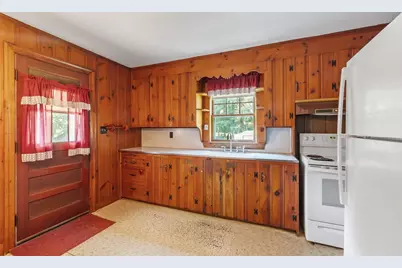 95 West Street, Lunenburg, MA 01462 - Photo 3